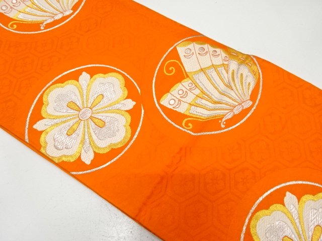 丸に蝶・花模様織り出し　袋帯